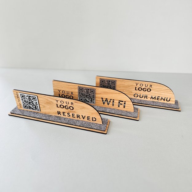 Medinis stalo stovelis su QR kodu. Nr. 11 18