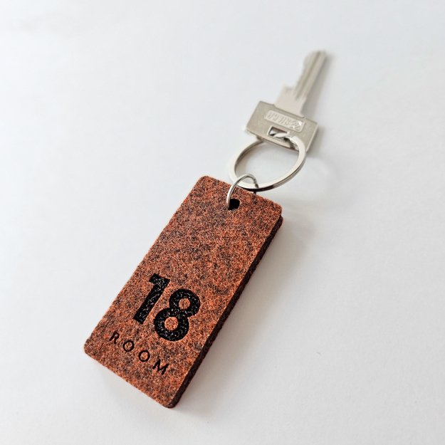 Raktų pakabukas viešbučiams iš veltinio. Nr. 3 12