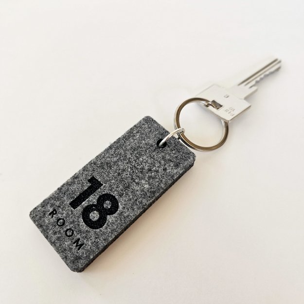 Raktų pakabukas viešbučiams iš veltinio. Nr. 3 4