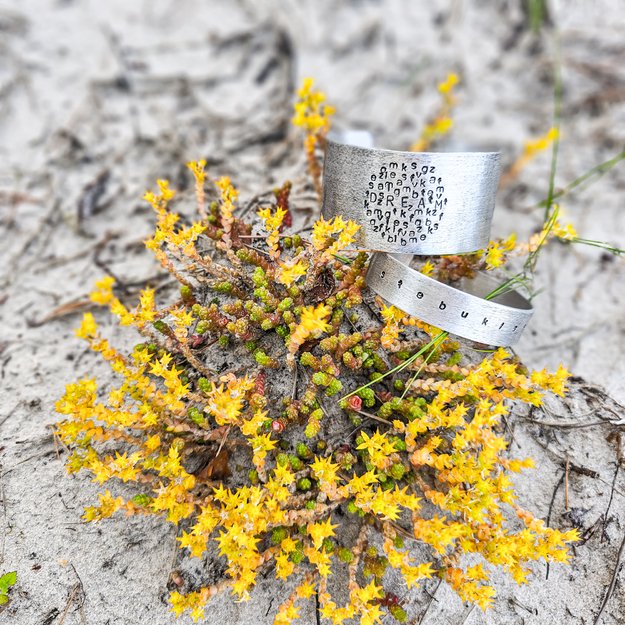 Apyrankė iš kolekcijos "Jausmų chaosas": raidžių apskritimas 5