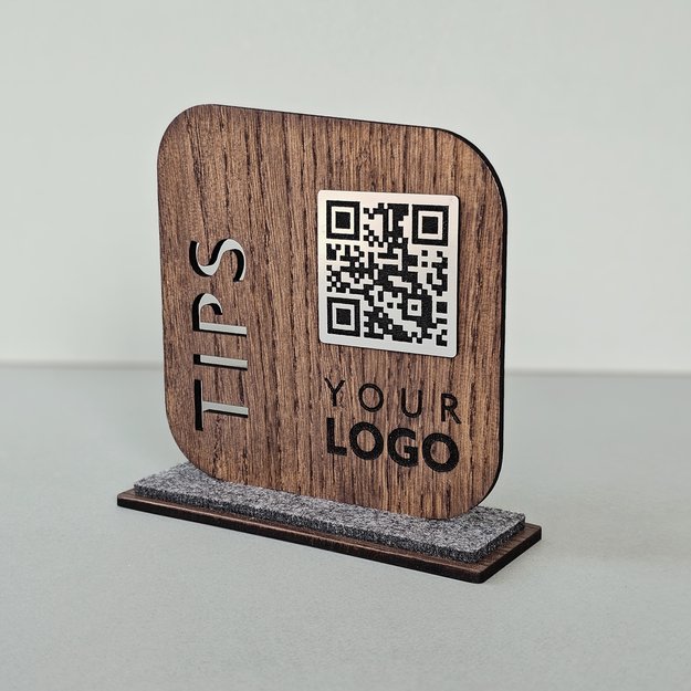 Medinis stalo stovelis su QR kodu. Nr. 10 8