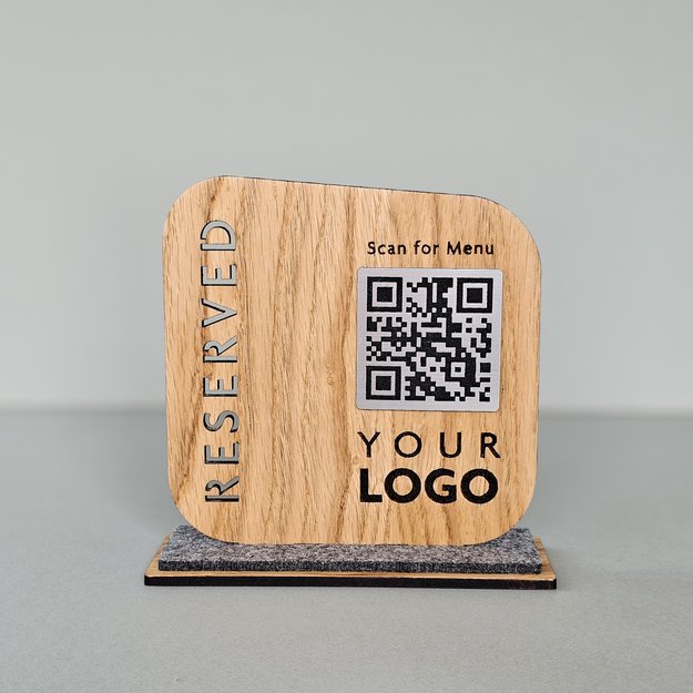 Medinis stalo stovelis su QR kodu. Nr. 10 6