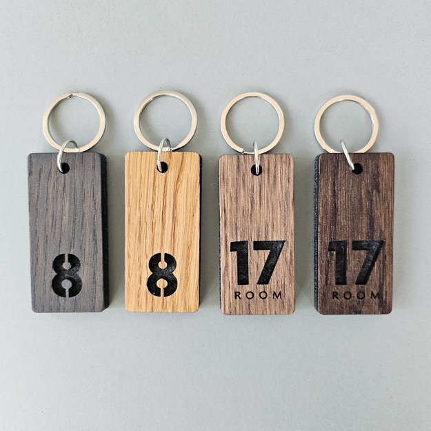 Raktų pakabukas viešbučiams iš medžio ir veltinio. Nr. 1 9