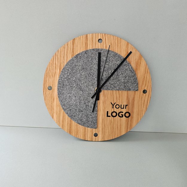 Verslo dovana „Laikrodis su logotipu iš medžio bei veltinio. Nr. 2“ 10