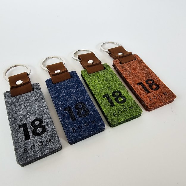 Raktų pakabukas viešbučiams iš veltinio. Nr. 1 8
