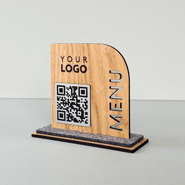 Medinis stalo stovelis su QR kodu. Nr. 12 6