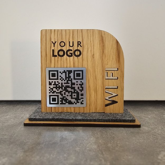 Medinis stalo stovelis su QR kodu. Nr. 12 18