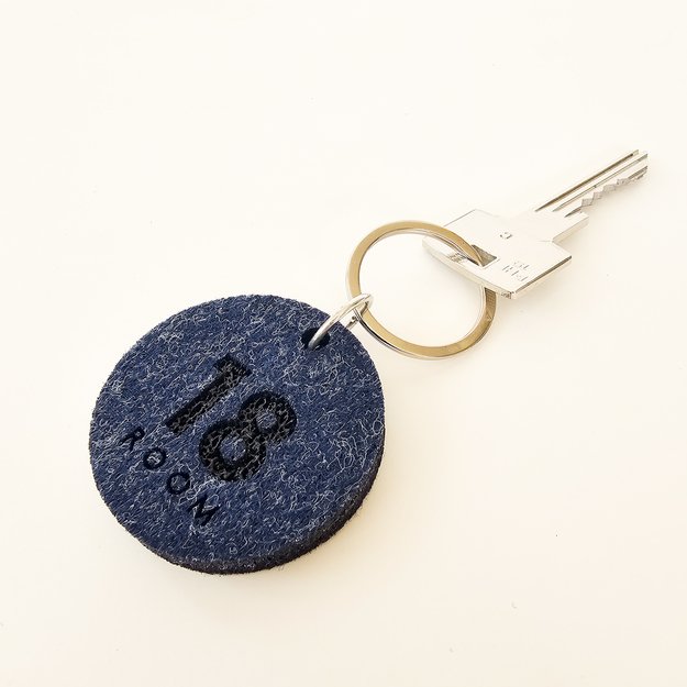 Raktų pakabukas viešbučiams iš veltinio. Nr. 2 9