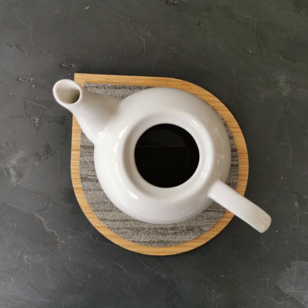 "Dryžuotas" padėkliukas arbatiniui iš akmens (19x19 cm), 1 vnt.