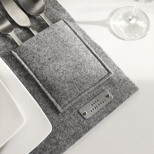 Grey felt table placemats "Bon appetit!" with cutlery pocket. Set of 2