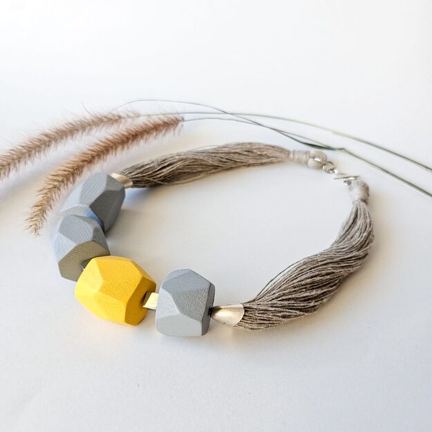 Sun in the Clouds - Linen Chunky Beads Necklace